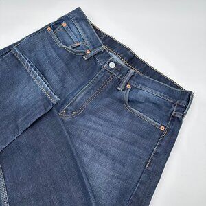 Levi's Men's 513™ Slim Straight Fit 5 Pocket‎ Jean, Size W34 x L30, Medium Wash